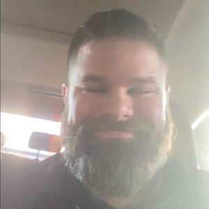 Meet your Posher, Adam